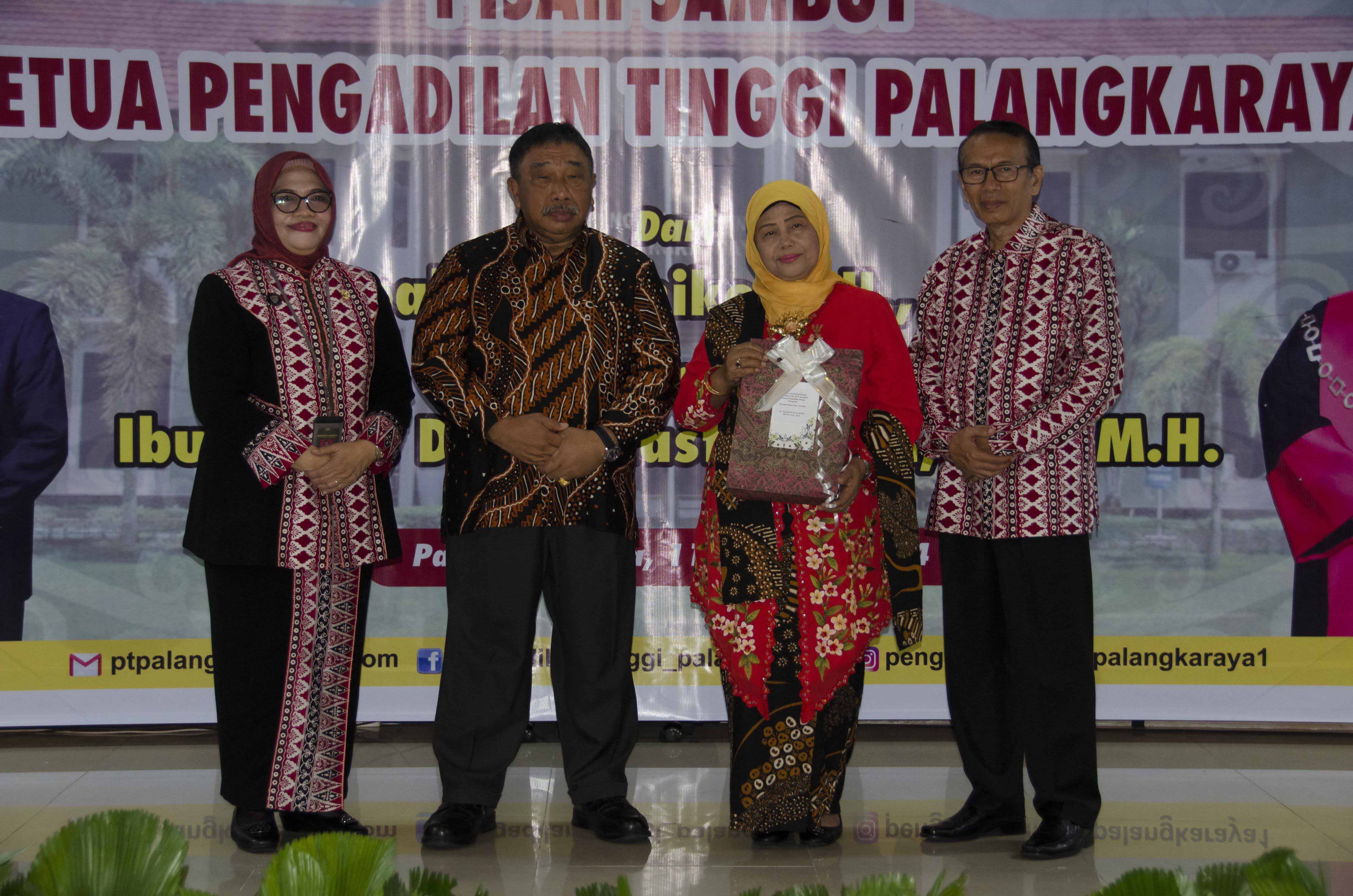 PISAHSAMBUTWEB4